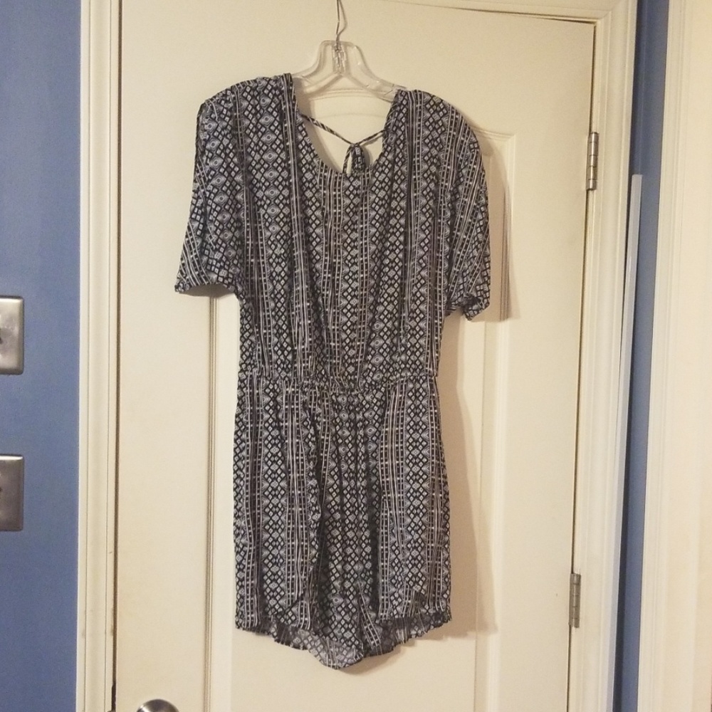 BCBG Generation black and white romper